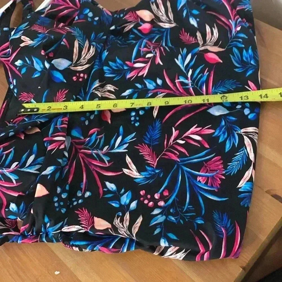 Christina  Tankini Top, Adjustable Straps, Colourful Size 18 - Picture 4 of 9